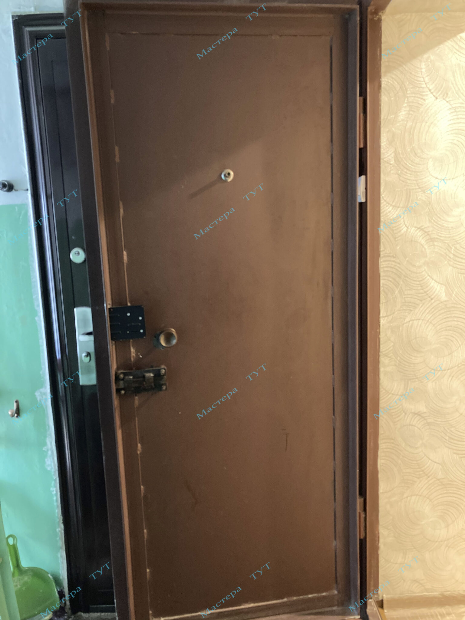 Утепление металлической входной двери • Мастера - ТУТ